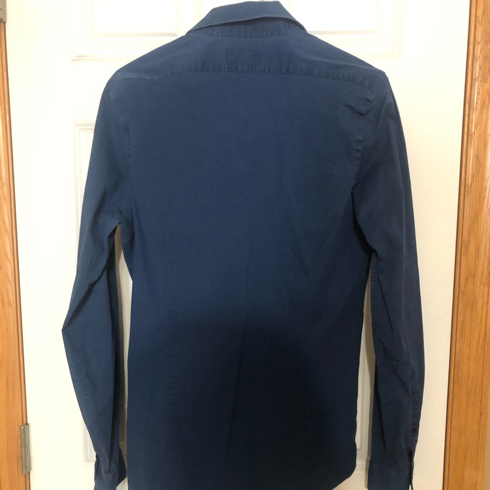 Express button up - Picture 3 of 3